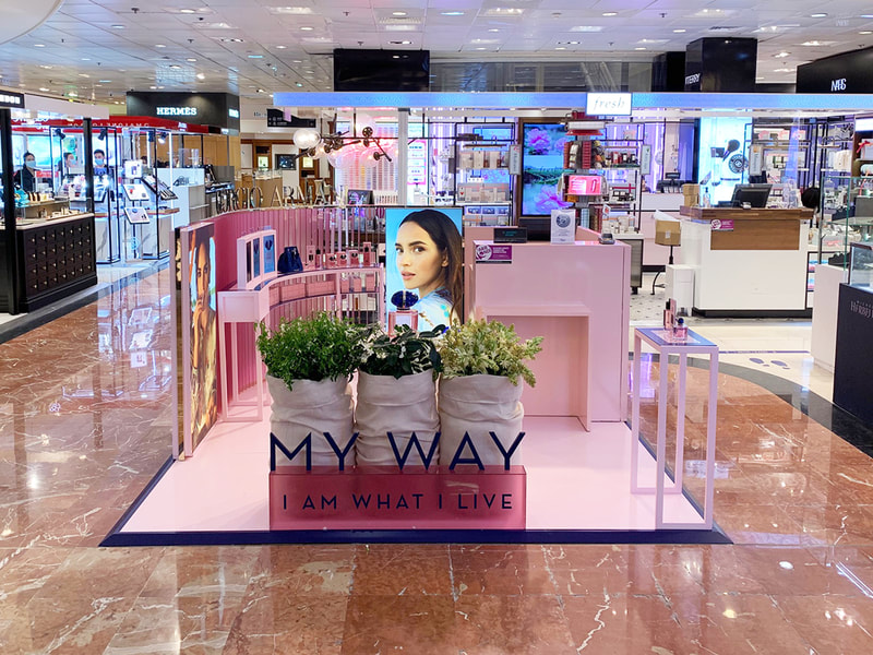 retail designer contract freelance